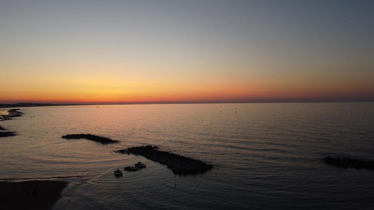 Hotel Villa Fulgida Cattolica Dış mekan fotoğraf