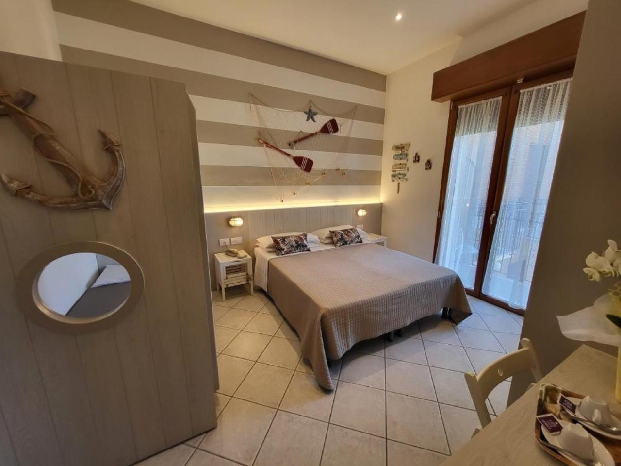 Hotel Villa Fulgida Cattolica Dış mekan fotoğraf