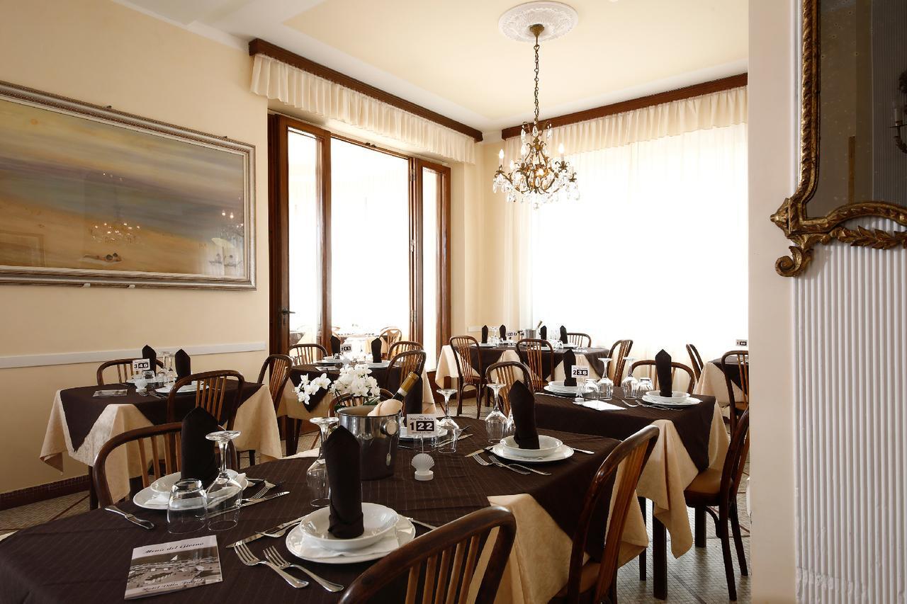 Hotel Villa Fulgida Cattolica Dış mekan fotoğraf